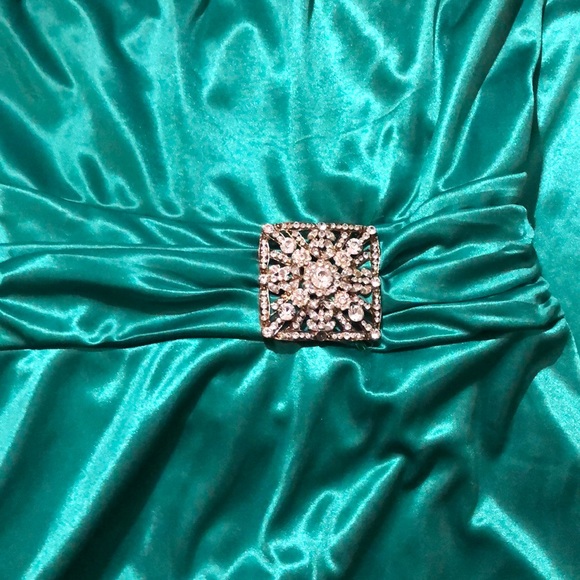 Vintage Evening Gown - Picture 2 of 4